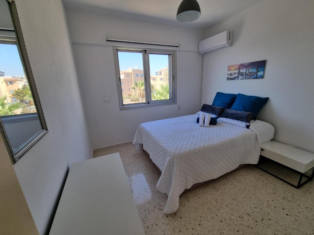 Ferienwohnung Diamond Sea View Penthouse Paphos Exterior foto