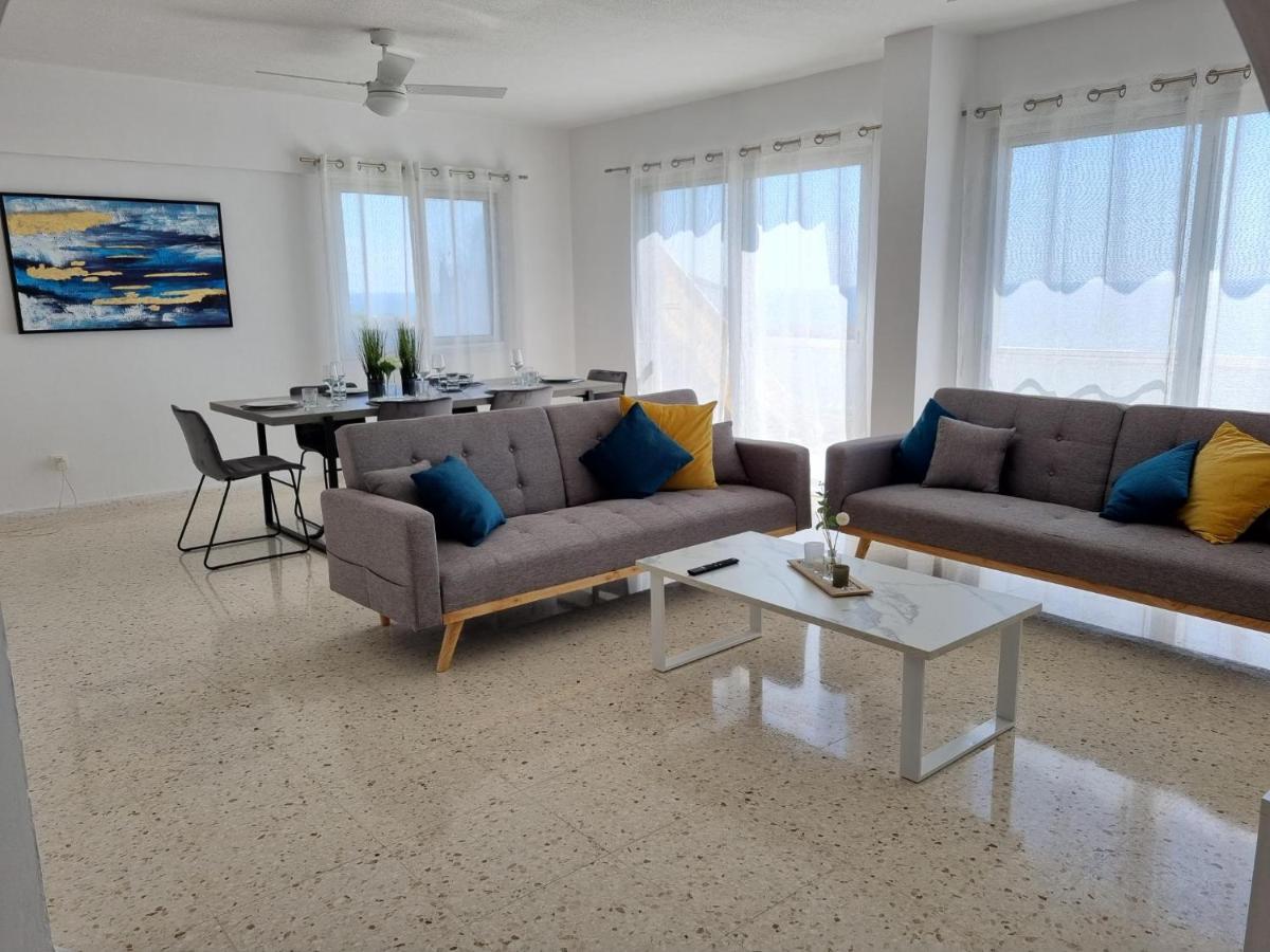 Ferienwohnung Diamond Sea View Penthouse Paphos Exterior foto
